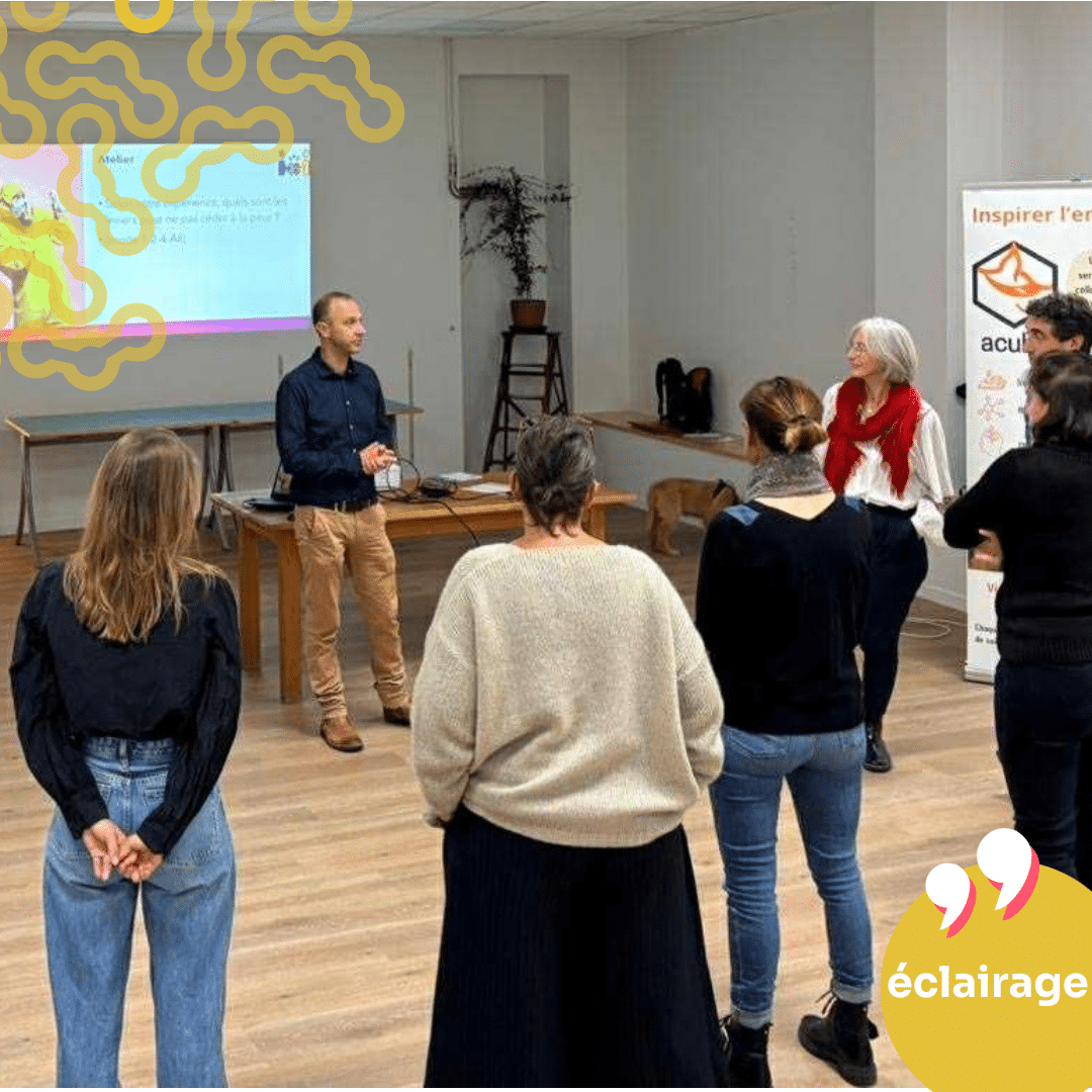 A cube Elément humain