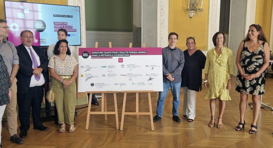 signature charte égalié Clermont Métropole