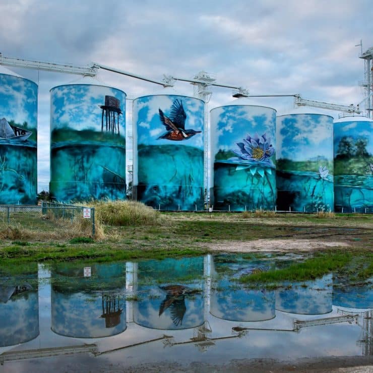 Des silos à grains transformés en oeuvre d'art